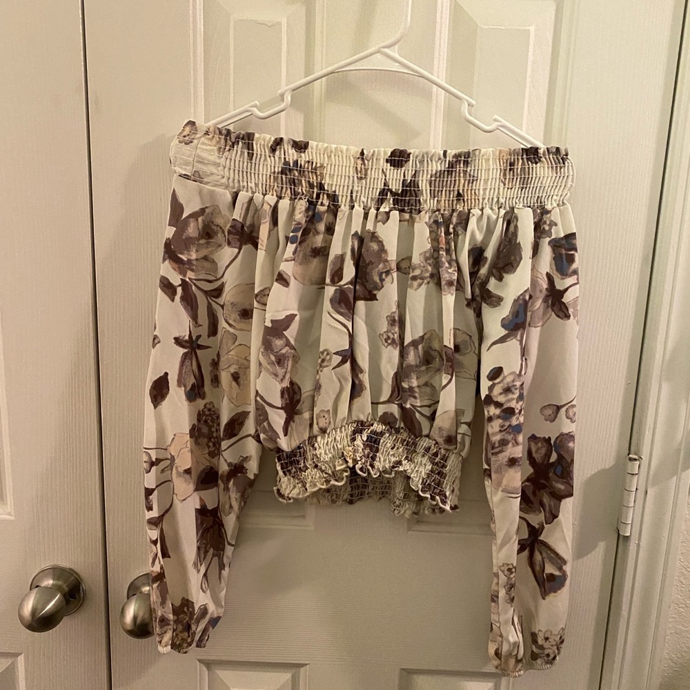 Off the shoulder floral crop top
